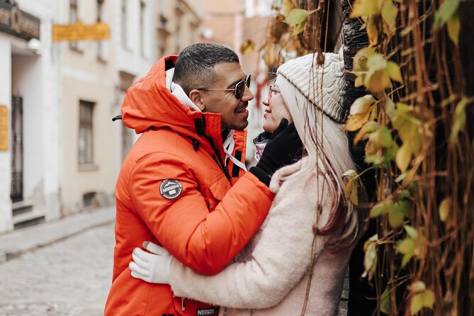 1H Private Photoshoot in Old Town of Riga - Laima Clock and the final photographs