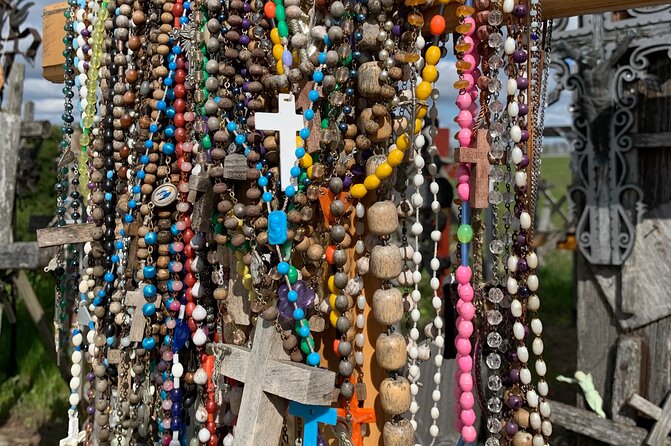 5,5 Hour Small Group Tour to Hill of Crosses from Riga - Food, comfort, and the real pace of the day