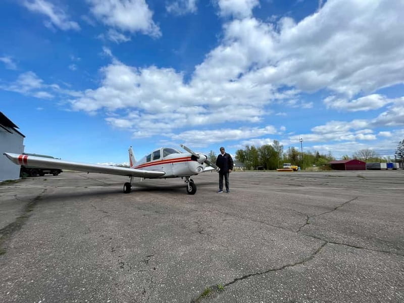 Airplane flight over Riga or Latvia - Choosing the 30-minute Riga flight