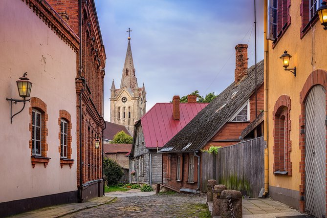 All Inclusive Honest History Tour - Āraiši, Cēsis, Līgatne, Sigulda - Why this long day is worth considering