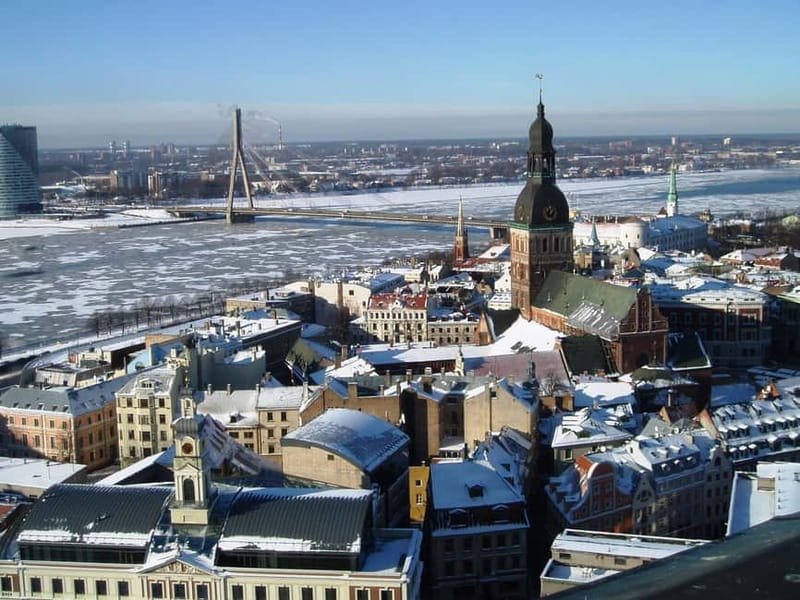 Best of Riga Private Walking Tour - The black cat story and other local questions