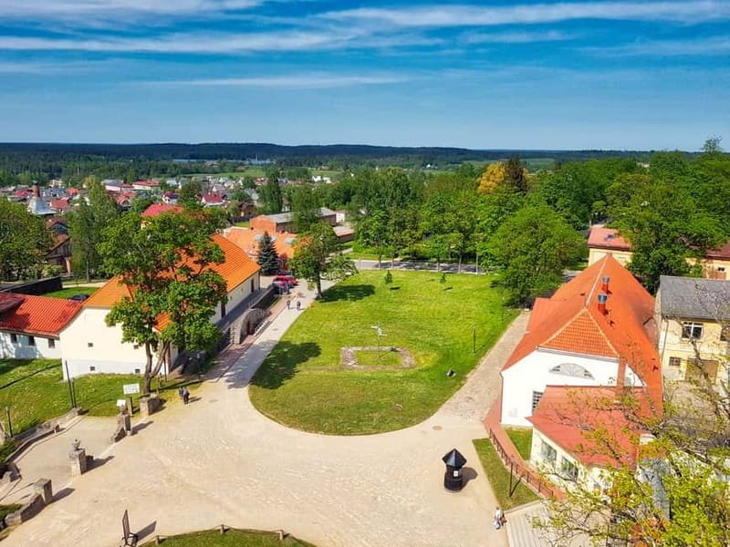 Cēsis, Līgatne & Sigulda Tour: Must-see Highlights - Cēsis Old Town and the Castle Built in 1218