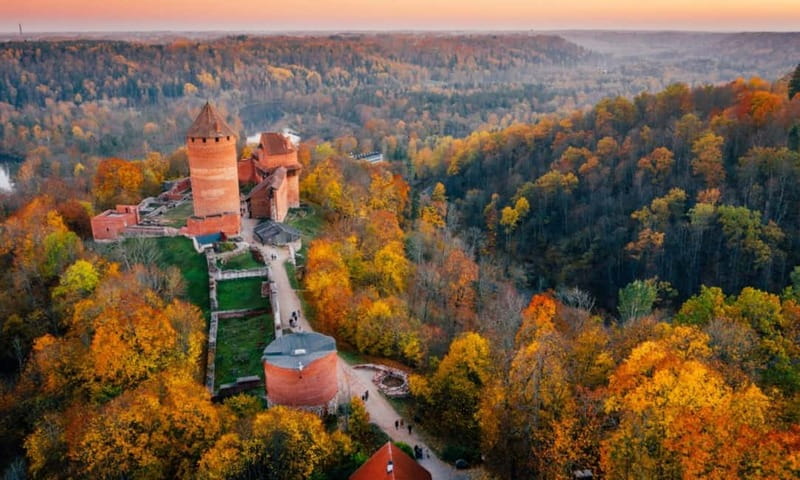 Day trip Riga - Sigulda, the 'Switzerland of Latvia' - Sigulda’s Livonian Order ruins