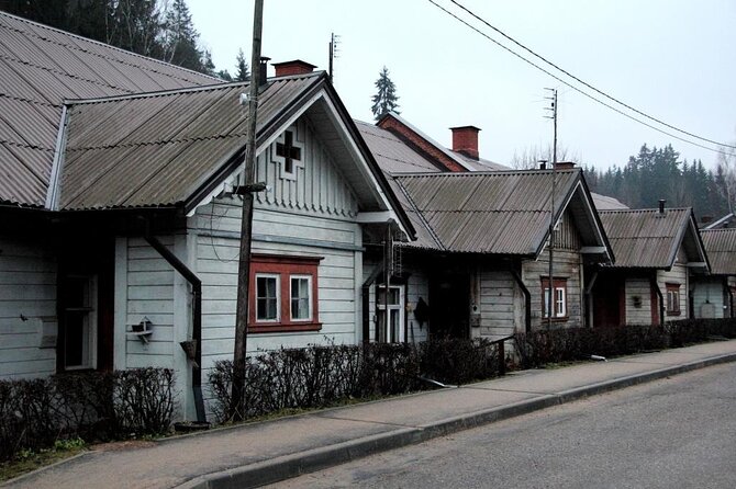 Day trip to Gauja National Park: animals, castles and a cave - Ligatne Nature Trails: Latvia’s Wild Animals