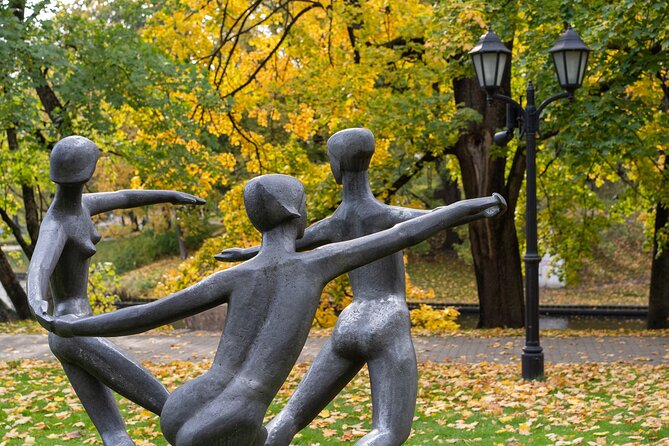 Discover Riga Bike Tour - Seeing daily Riga from the bike lanes