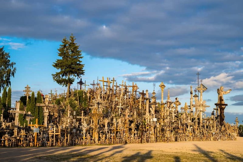 From Riga: Hill of Crosses and Jelgava Gems Tour - Key details before you book