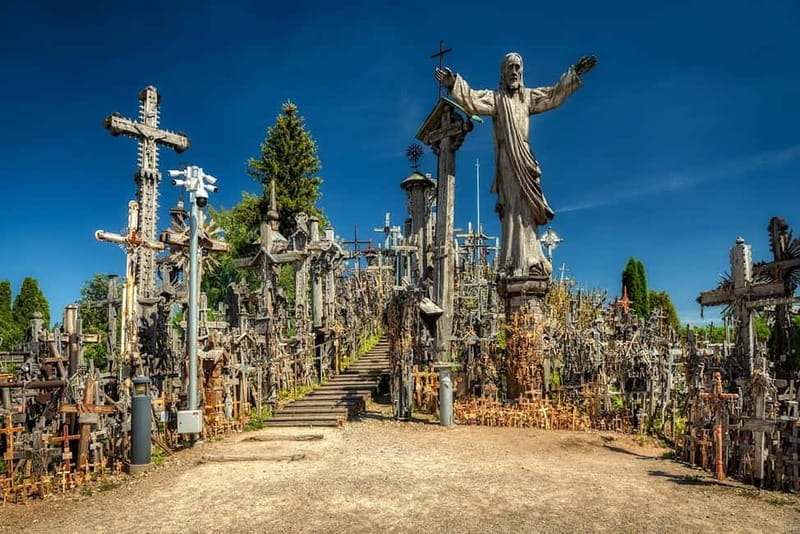 From Riga: Hill of Crosses and Jelgava Gems Tour - The roadside café break after one hour