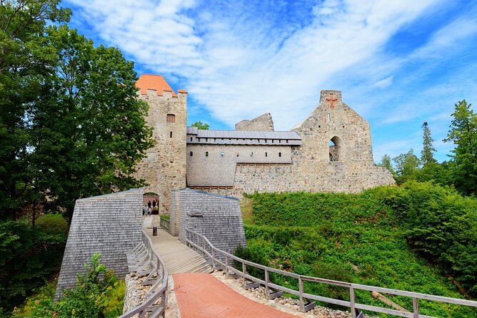 From Riga: Sigulda & Turaida Legends Group Tour - Why Sigulda makes a good break from Riga