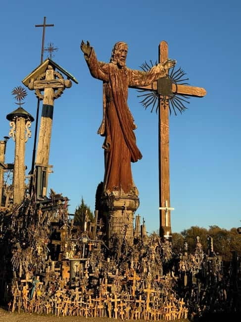 From Riga: Trip to the Hill of Crosses and Pearls of Jelgava - Key points before you book