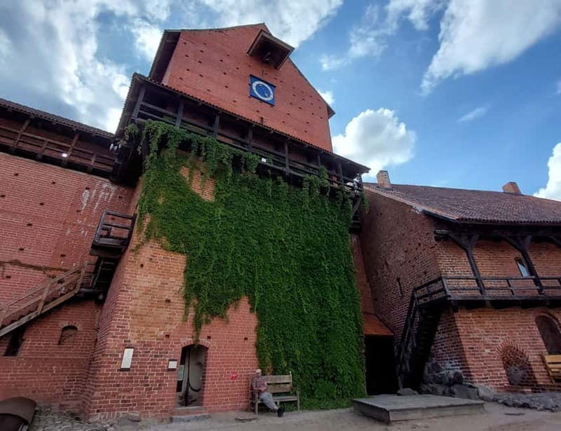 From Riga: Turaida, Sigulda, and Cesis Private Full-Day Trip - Sigulda Castle beside the Gauja scenery