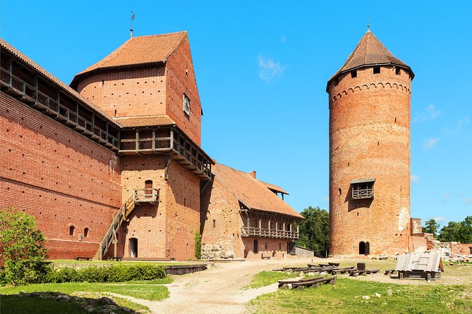 Full-Day Private Trip to Cesis, Sigulda and Turaida from Riga - Your Driver Shapes the Experience