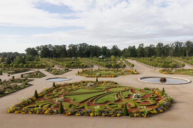 Full-Day Private Trip to Palace and Medieval Castle from Riga - How to use your six to eight hours well