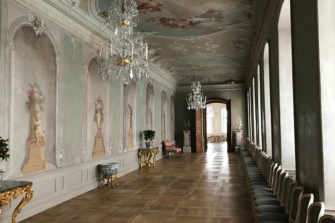 Group Day trip to Rundale Palace, Hill of Crosses & Bauska Castle - Who will enjoy this route most?