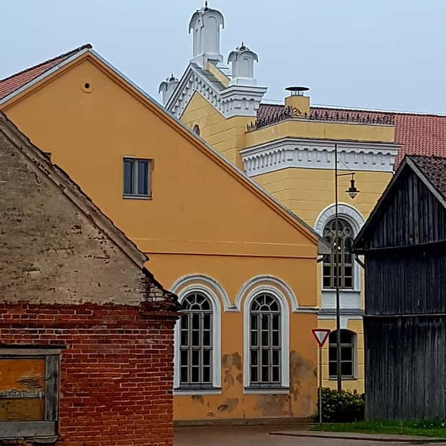 Guided Tour to UNESCO Kuldiga town & Venta River Waterfall - Should you book it?