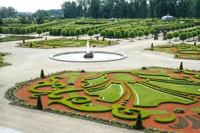 Half-Day Private Trip to Rundale Palace and Garden - Why a Private Vehicle Makes Sense