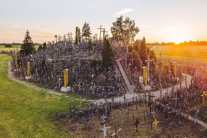 Hill of Crosses & Rundale Palace Tour - Timing, meals, and the practical details
