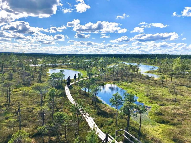 Kemeri N Park, Jurmala, Lake Melnezers & White Castle Hotel - The White Castle Hotel And Its Garden