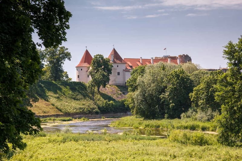 Latvian Palace and Medieval Castle Private Trip - Bauska Castle: Ruins, River Views, and Medieval Edges