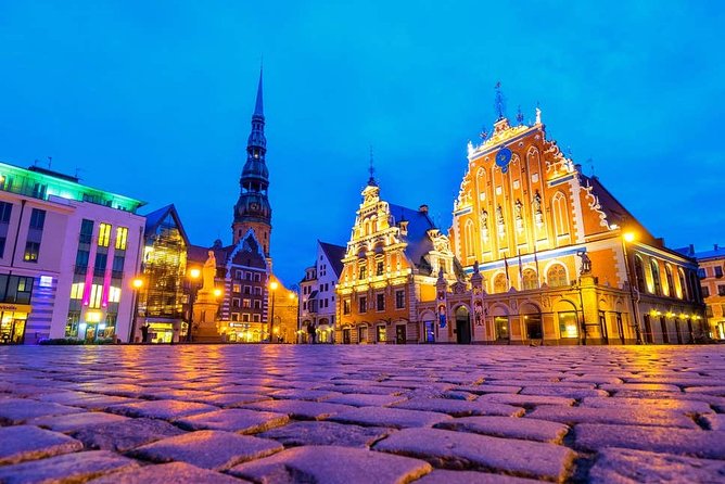 Old Town Walking Tour of Riga - Riga Castle and the city’s changing power