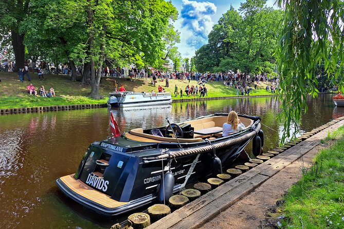 Private Boat Tour experience in Riga (City Canal and Daugava) - The best parts of the Riga boat tour
