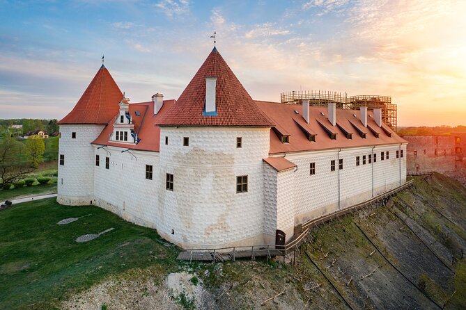 Private Full-Day Trip to Bauska, Rundale and Jelgava Palace - Leaving Riga at 10:00 a.m.