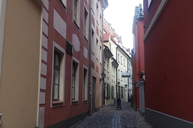 Private Riga Old Town Walking Tour - St. Peter’s Church and Riga’s skyline