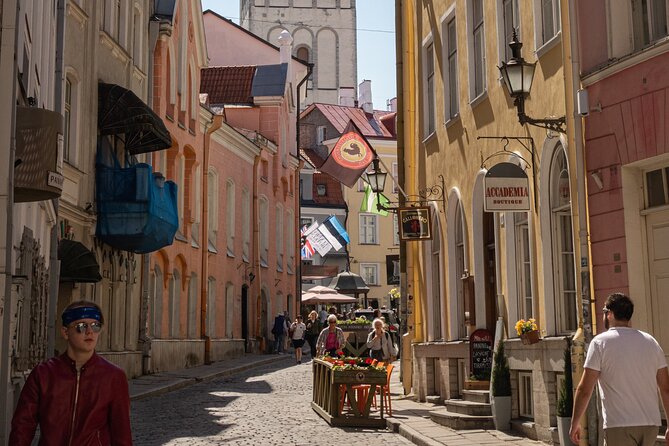 Private Riga Tallin Transfer and Tour - Pärnu Brings In Cafes And Coastal Town Life