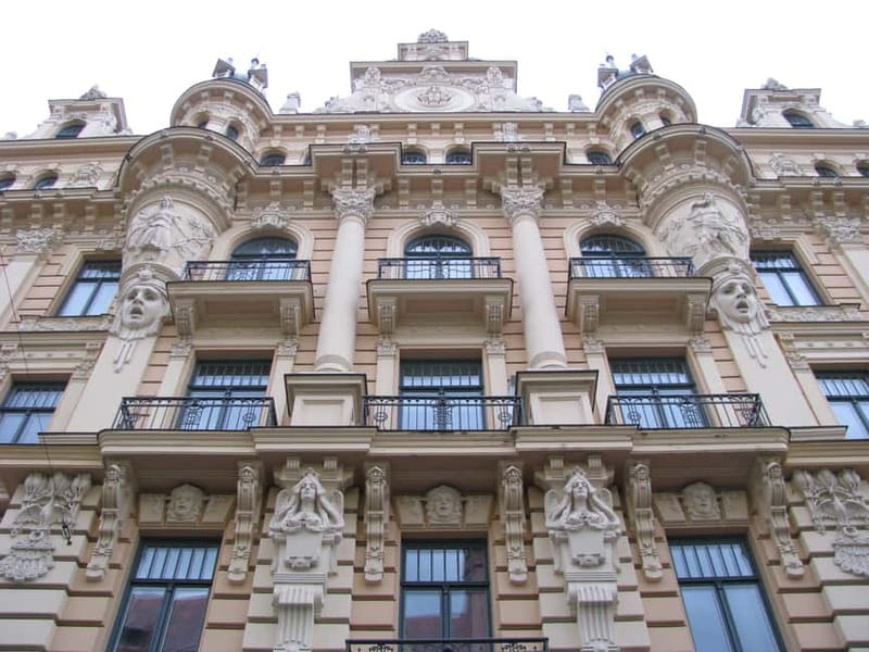 Riga: 2-Hour History of Art Nouveau Walking Tour - Starting at the House of the Black Heads