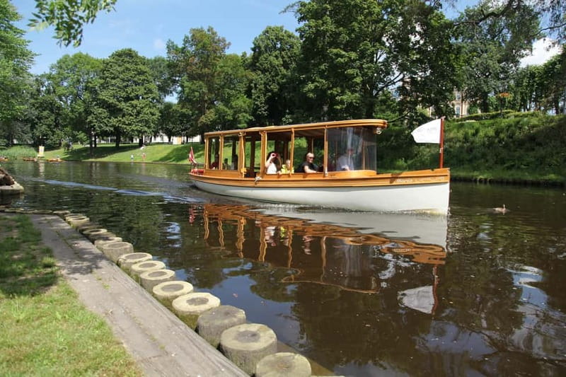 Riga: Canal & Daugava Cruise on a Historic Wooden Boat - Why this Riga boat trip is worth an hour