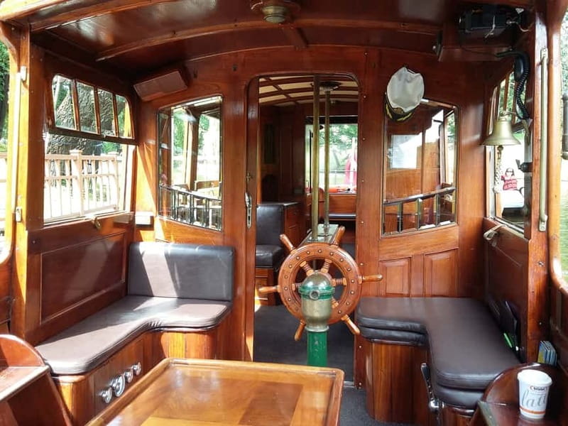 Riga: Canal & Daugava Cruise on a Historic Wooden Boat - The short tunnel and Riga Central Market