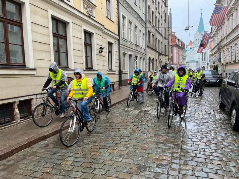 Riga: Guided City Highlights Bike Tour - Who will enjoy this ride most