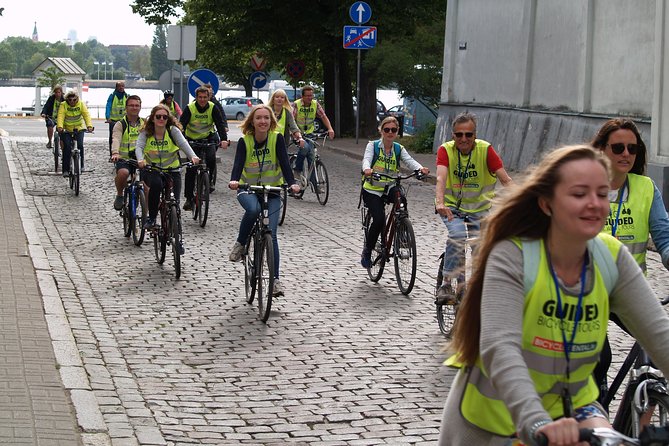 Riga Highlights Bike Tour - Why a bicycle works so well in Riga