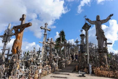 Hill of Crosses, Guided Rundale Palace & Bauska Castle