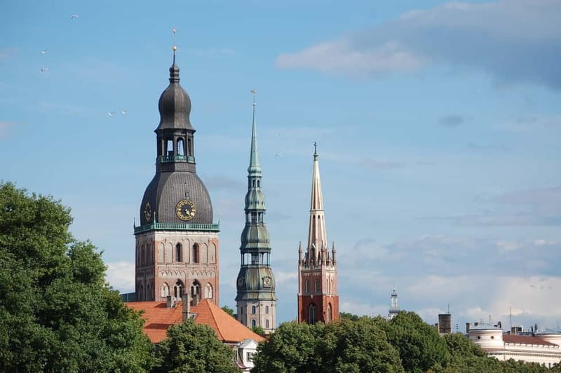 Riga: Hop-On, Hop-Off Tour - Opera House, Freedom Monument, and the Boulevard Ring