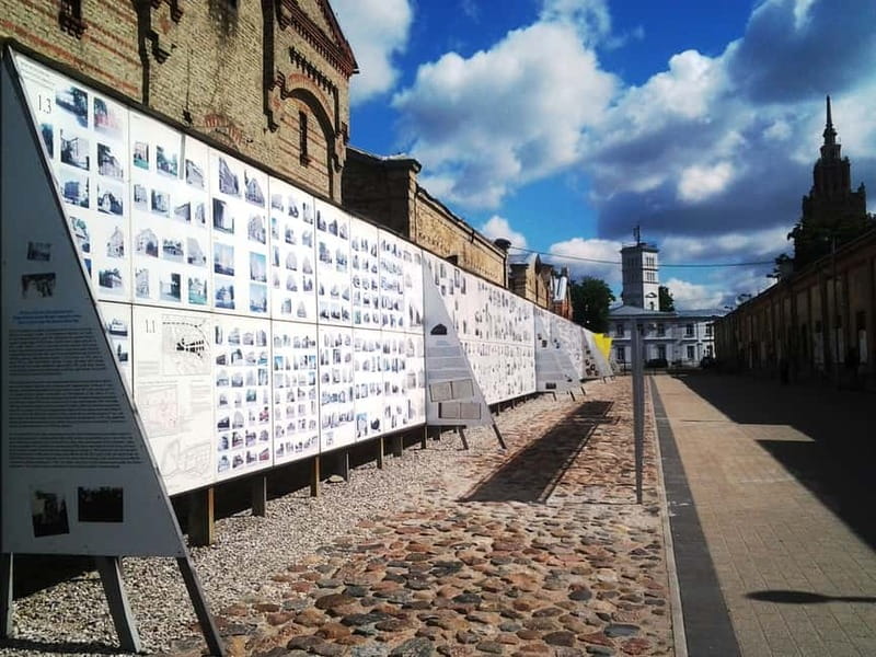 Riga: Jewish History and Heritage Tour - Starting in the Old Town at Peitav Shul