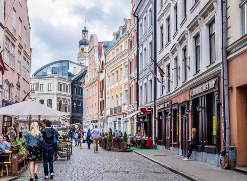 Riga Old Town, C Market & Art Nouveau Guided Walking Tour - Should you book the Riga Old Town, C Market and Art Nouveau Tour?