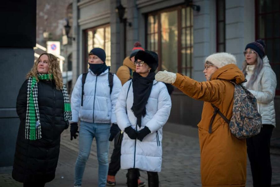 Riga: Old Town Walking Tour in a Small Group or Private - Starting at Town Hall Square and the House of the Blackheads