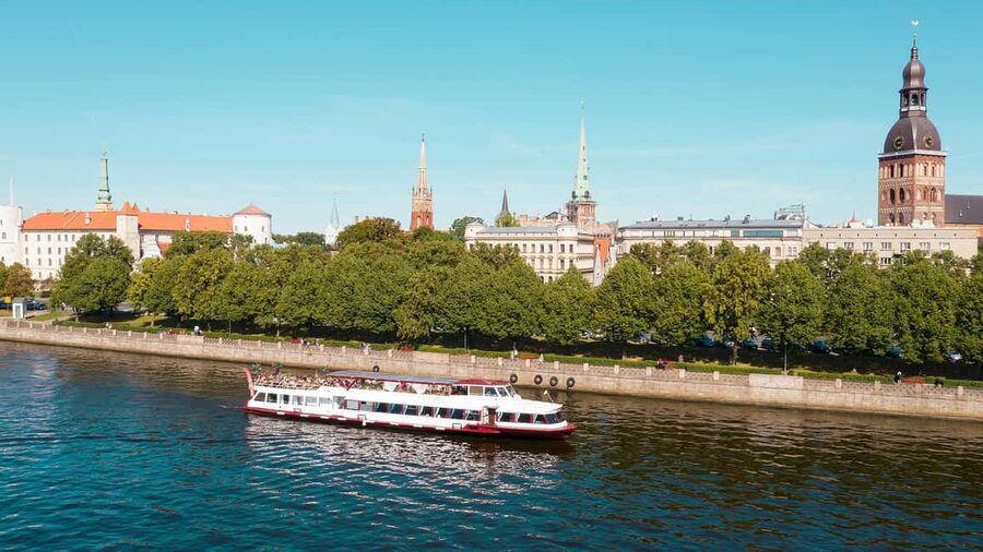 Riga panorama trip - River Cruises Latvia - From the Stone Bridge to Riga’s Old Town
