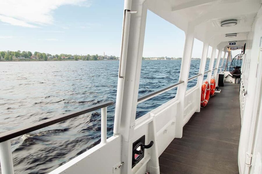 Riga panorama trip - River Cruises Latvia - Choosing between the open deck and indoor salon