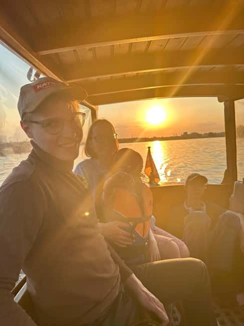 Riga: Private Evening or Sunset Boat Tour - Why a Riga boat ride works so well in the evening