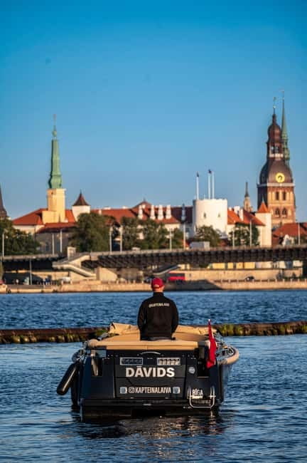 Riga: Private tour - City Panorama with premium class boat - Is $29 good value?