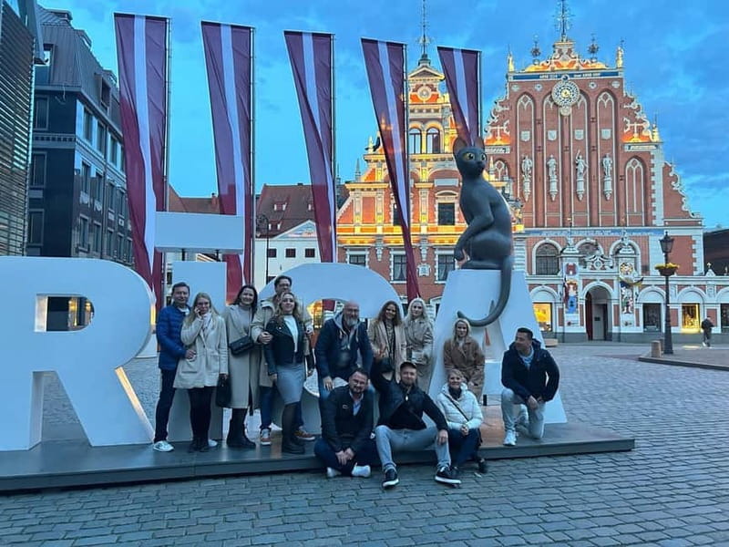 Riga: Pub Crawl with Local Guide - Key points to know before booking