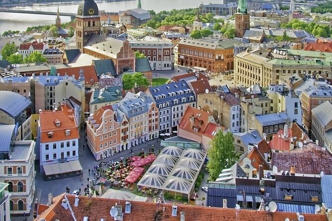 Riga walking guided Sightseeing tour - What the $152.01 group price really means