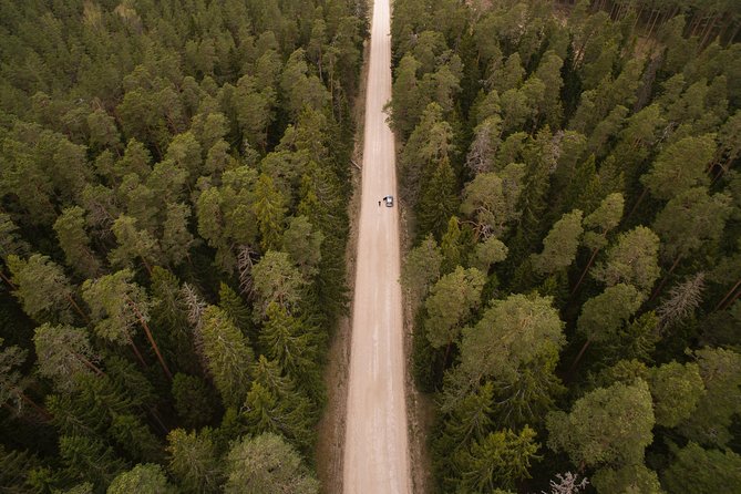 Road Trip to Cēsis, Līgatne, Āraiši and Sigulda - All Inclusive - Five details that shape the day