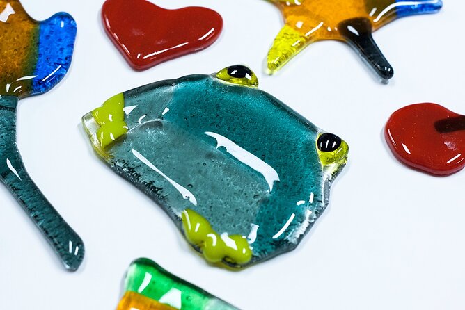 Seasonal Glass Decor Workshop - Price, timing, and getting there in Riga