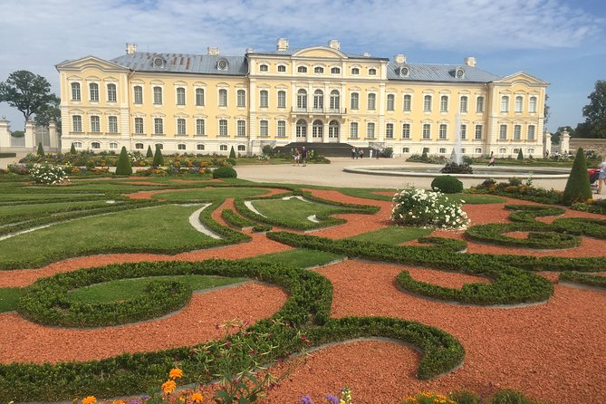 Tour from Riga to Vilnius: Bauska Castle, Rundale Palace and The Hill of Crosses - Timing, comfort, and the practical tradeoffs