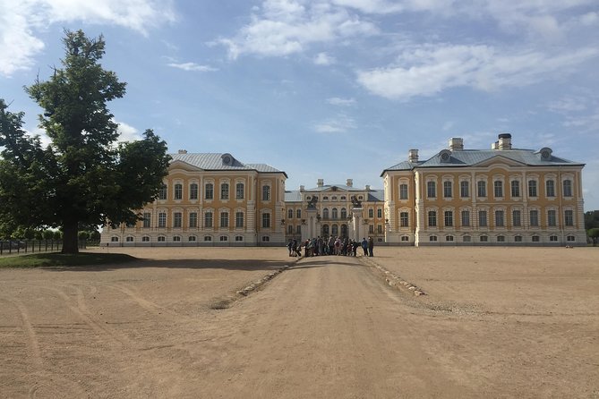 Tour from Riga - Vilnius via Bauska, Rundale, The Hill of Crosses - Rundale Palace: Latvia’s Grand Interior